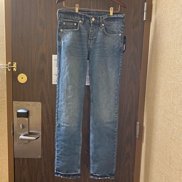 TRUE RELIGION size 31x33.5 - Picture 4 of 5